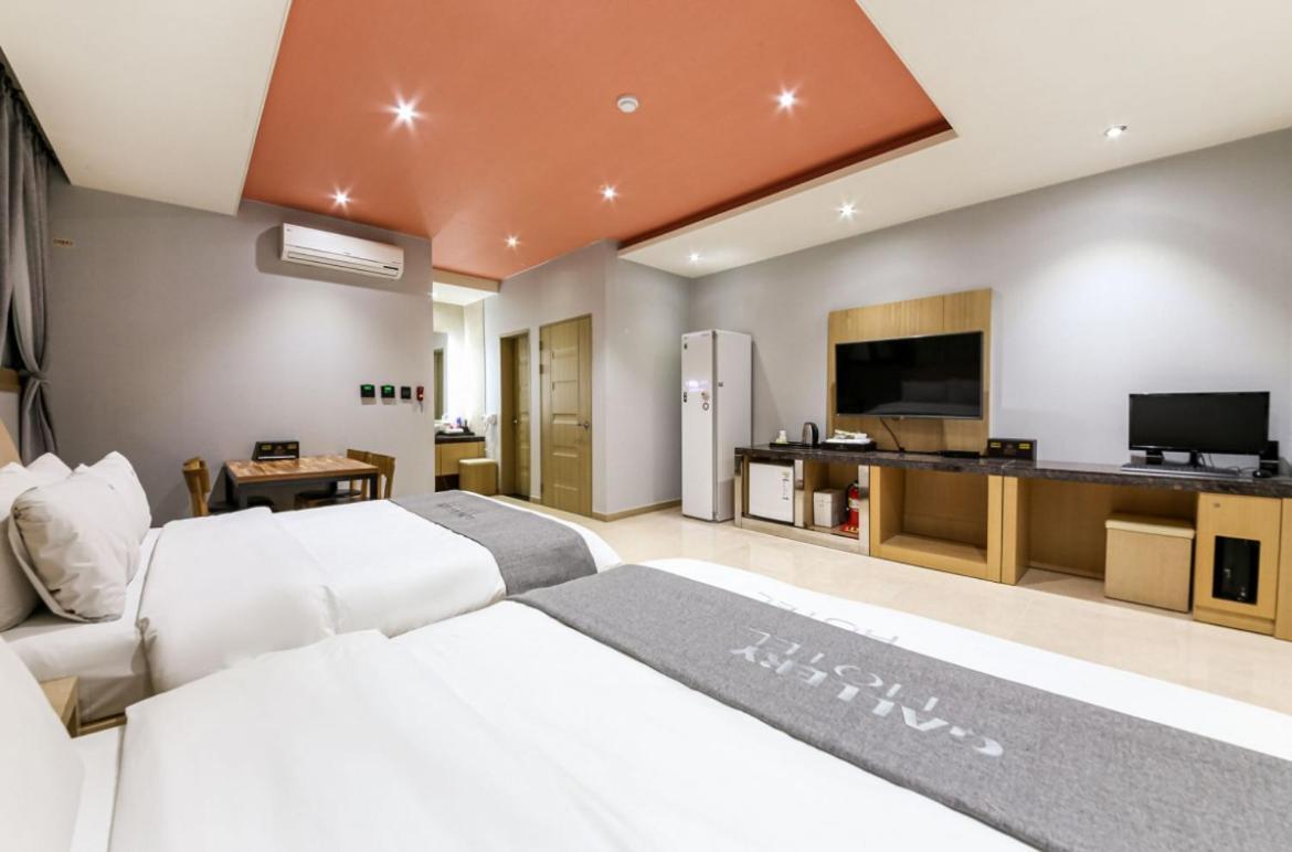 Gallery Hotel Gwangju Metropolitan City Exterior photo