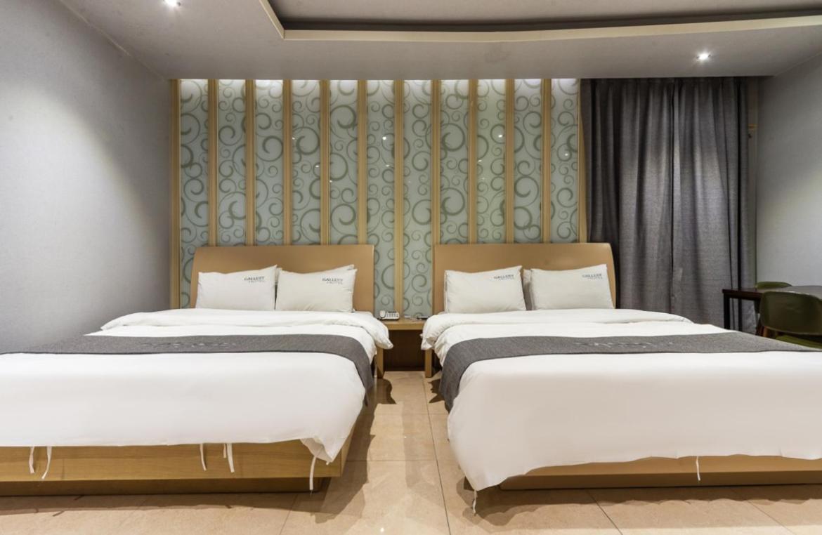 Gallery Hotel Gwangju Metropolitan City Exterior photo