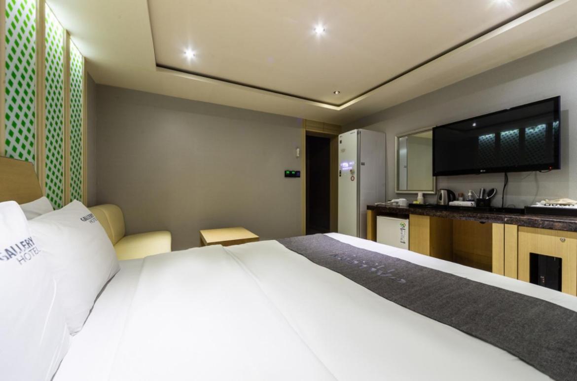Gallery Hotel Gwangju Metropolitan City Exterior photo