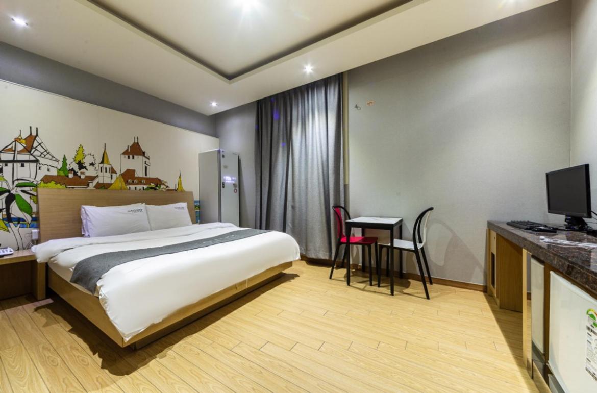 Gallery Hotel Gwangju Metropolitan City Exterior photo